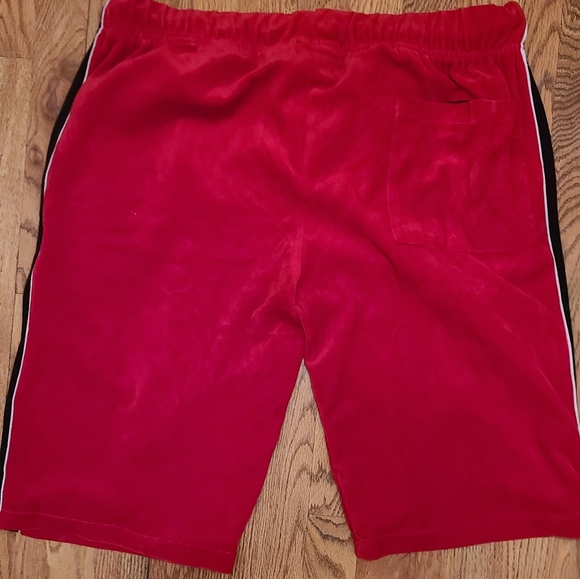 Shorts & Tee shorts are Brooklyn shirts is tavik - Picture 2 of 7